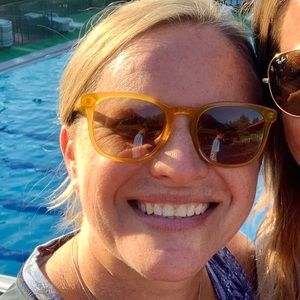 Meet your Posher, Diana